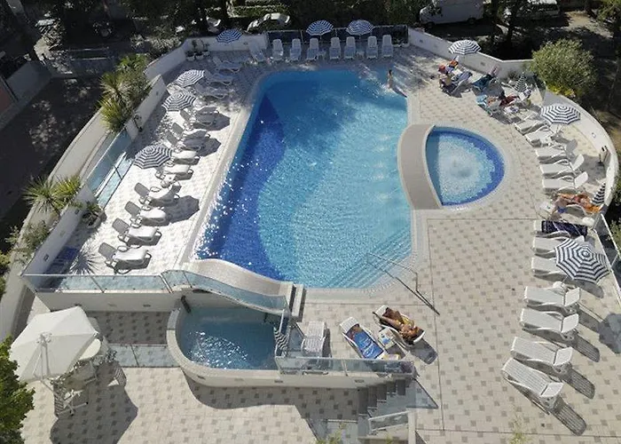 Отель Firenze Бибионе