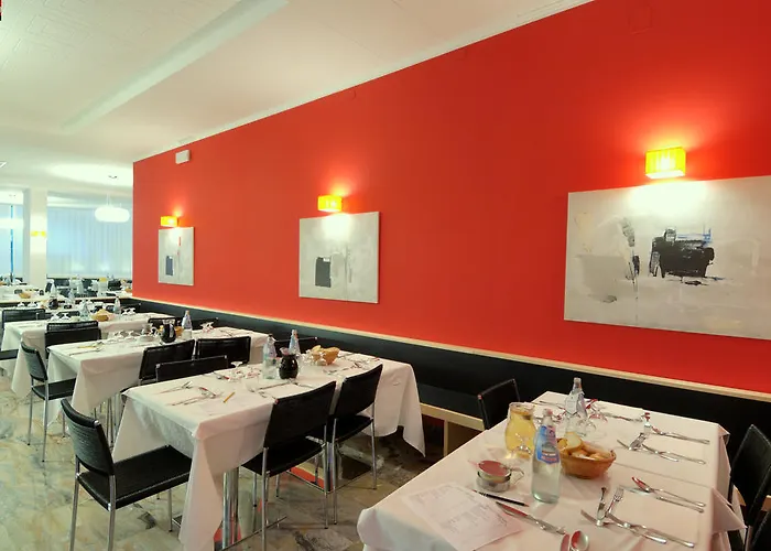 Отель Firenze 3*