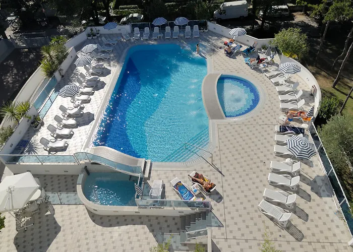 Отель Firenze 3*